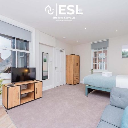 Studio 2, Second Floor Town Centre Apartment シュルーズベリー エクステリア 写真