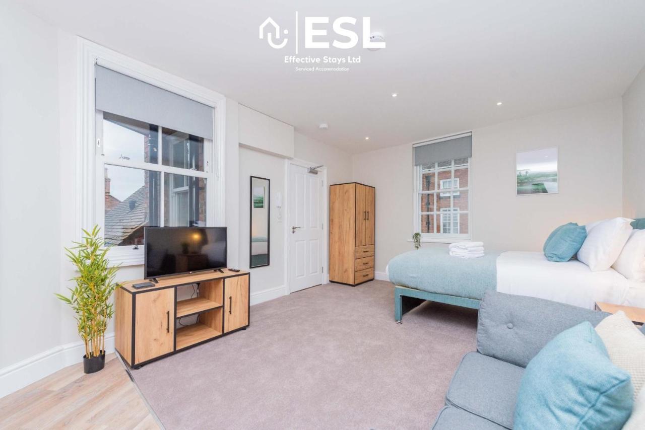 Studio 2, Second Floor Town Centre Apartment シュルーズベリー エクステリア 写真